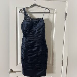 NAVY BLUE COLD SHOULDER SEQUINED ROUSHING DRESS